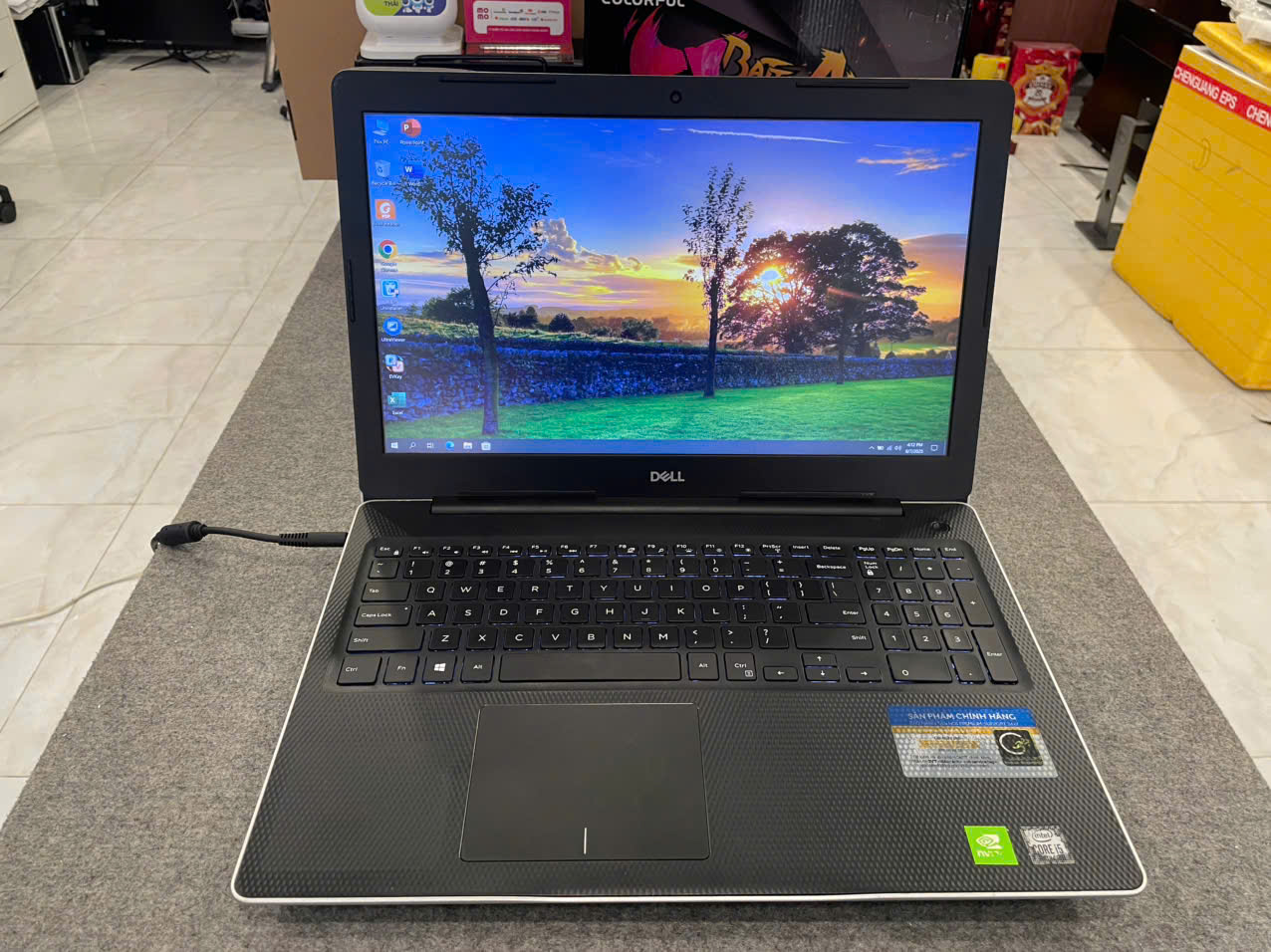 Laptop Dell Inspiron 3593 - 15.6" FHD / I5-1035G1 / MX 130 2G / 12G / 256GB
