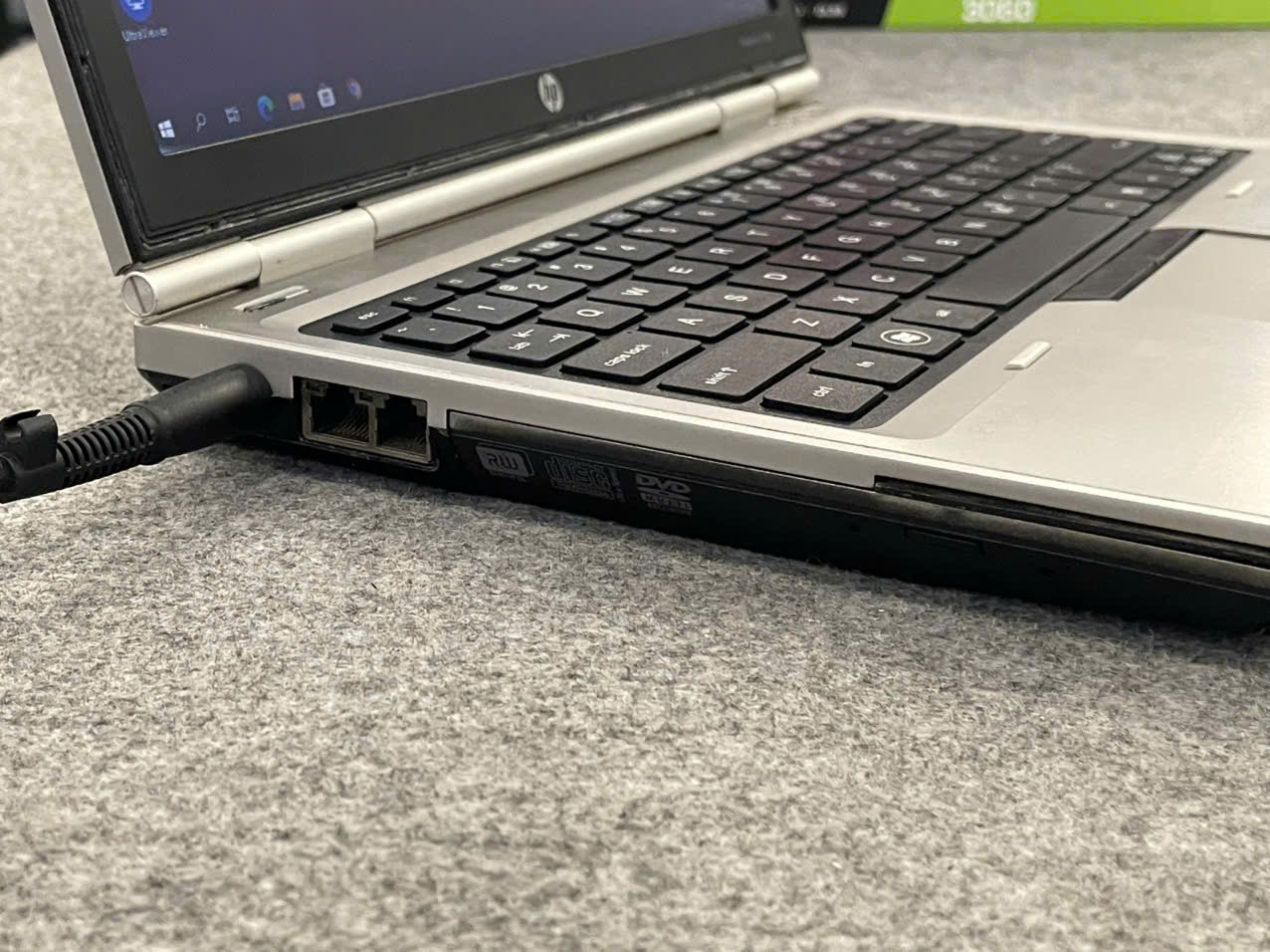 Laptop HP Elitebook 2560P - 12.5" HD / I7-2600U / 8G / 128GB