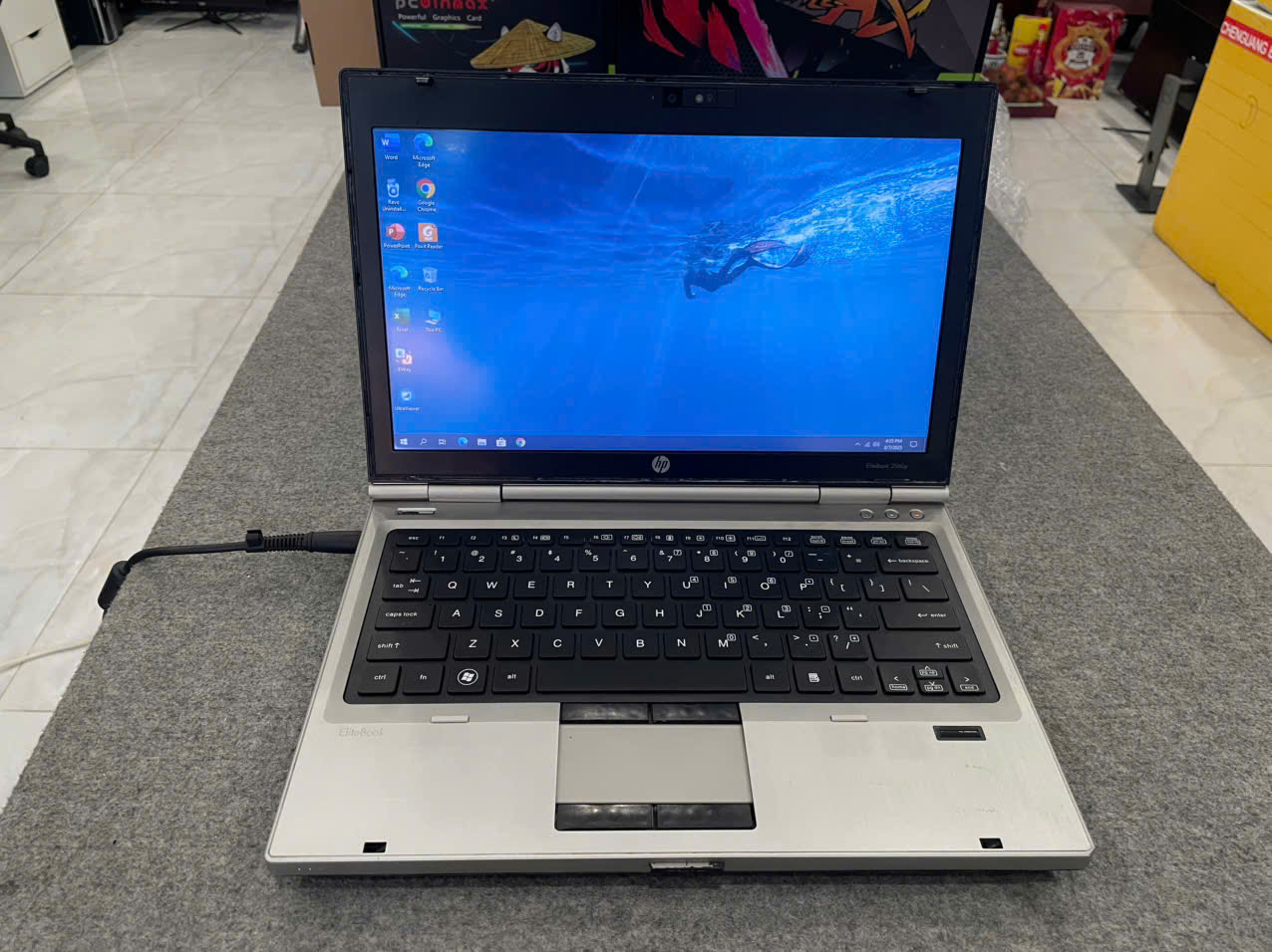Laptop HP Elitebook 2560P - 12.5" HD / I7-2600U / 8G / 128GB