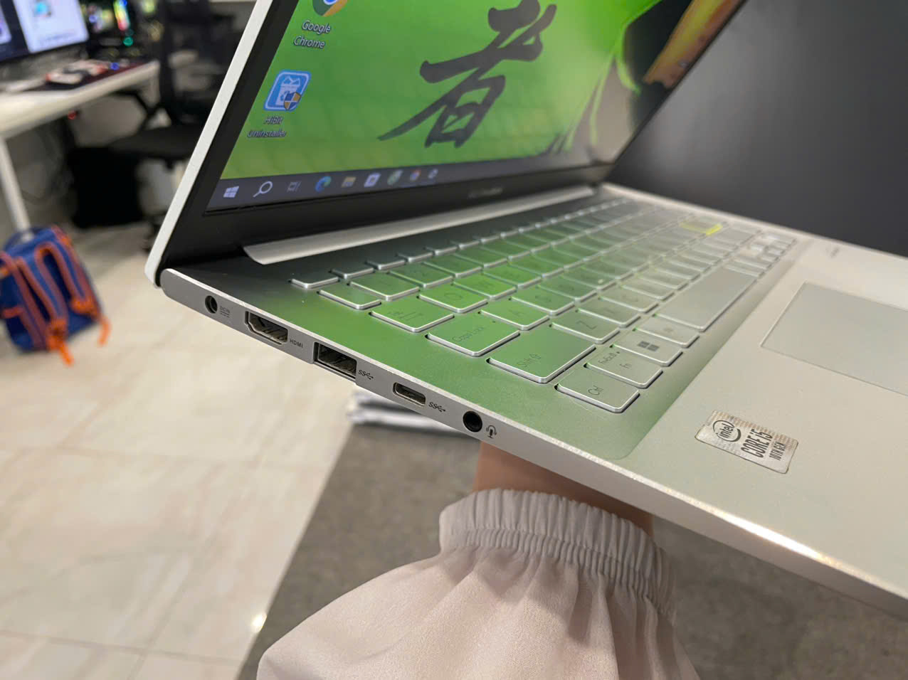 Laptop Asus Vivo S14 - 14" FHD / i5-10210U / 8G / 512G