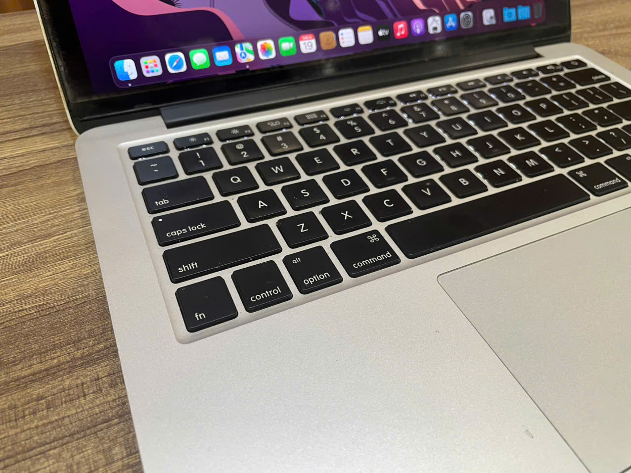 MacBook Pro _ 13.3" / i5-5257U / 8G / 128GB