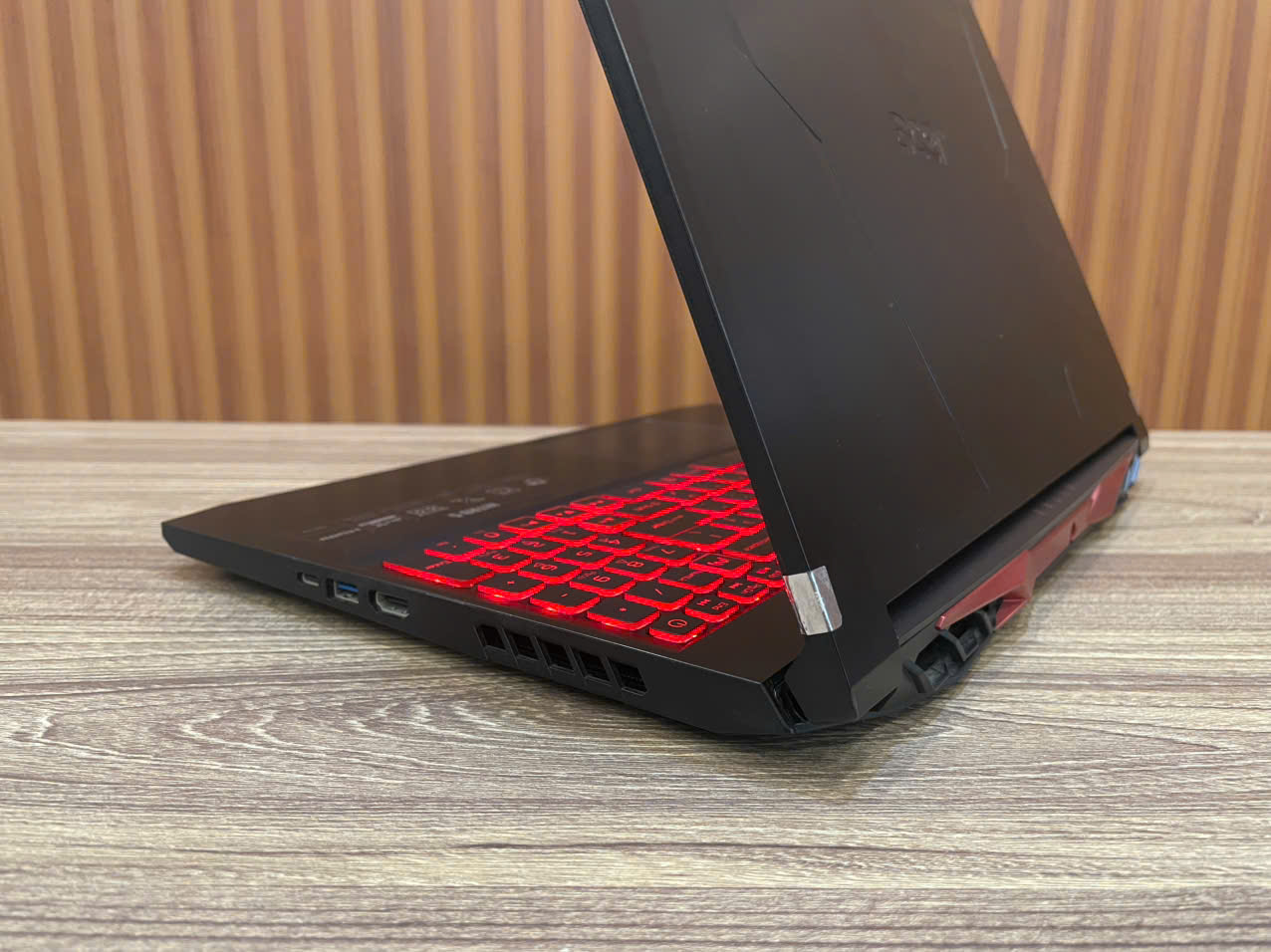 Laptop Gaming Acer Nitro 5 _ 15.6" FHD 144Hz / i5-11400H / GTX 1650 4G / 16GB / 512GB (2nd)