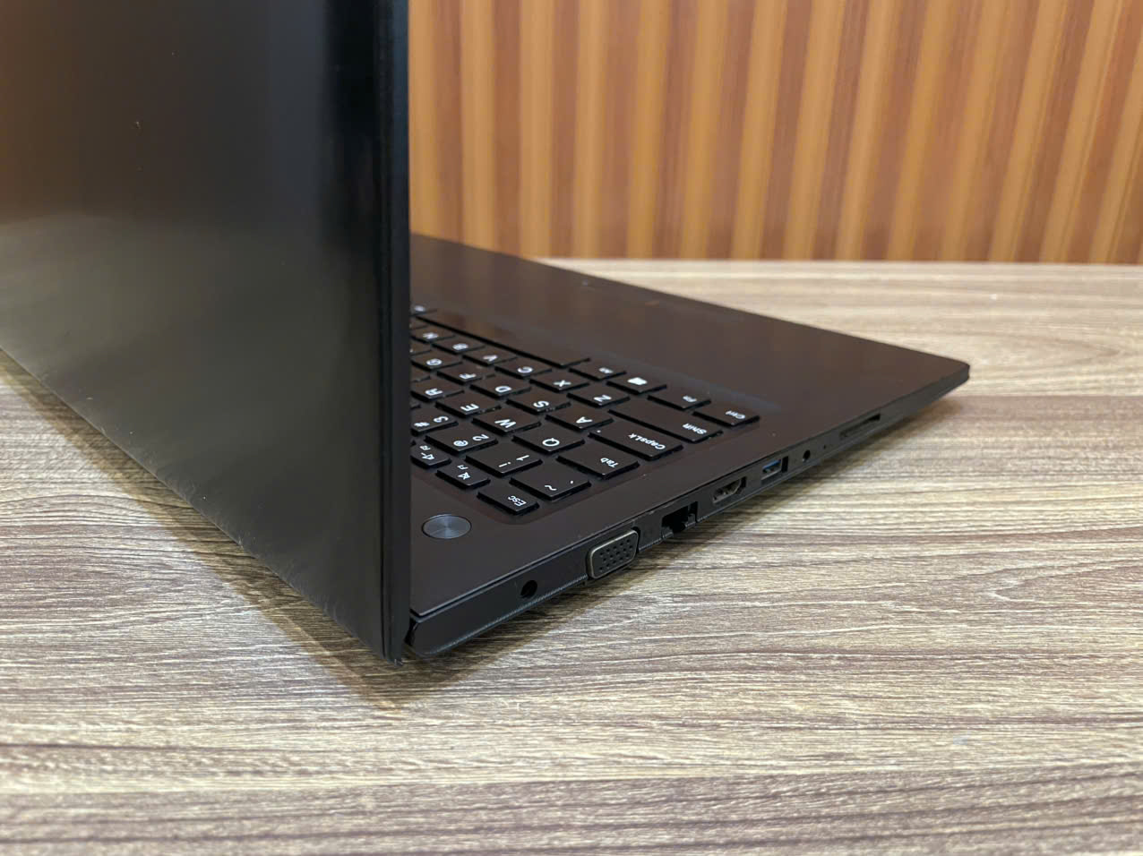 Laptop Lenovo Ideapad _ 15.6" FHD / i5-6200U / 8G / 120G