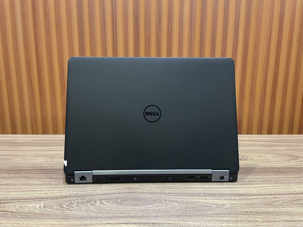 Laptop Dell Latitude 5470 _ 14" FHD / i7-6600U / 16G / 256G