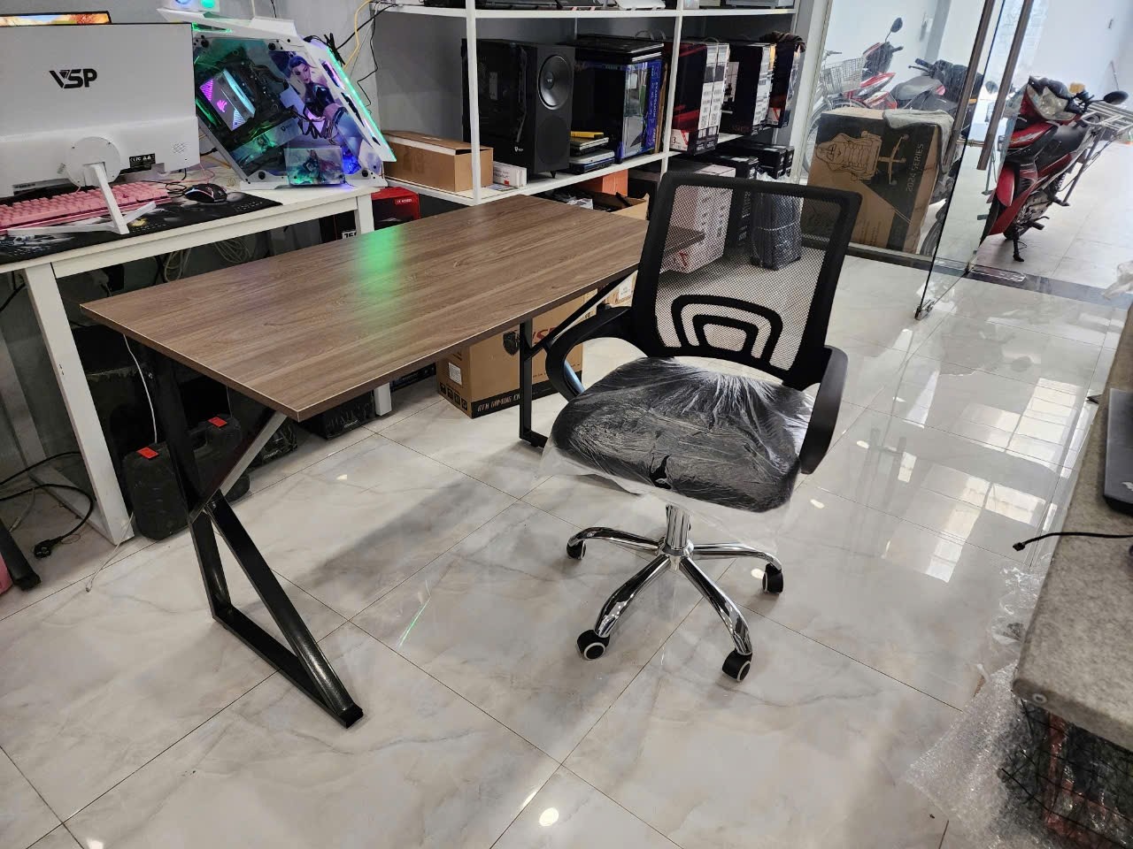 Combo Bàn Gaming K + Ghế xoay VP - Hàng Chất lượng New