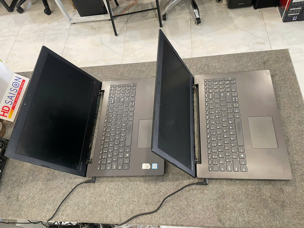 Laptop Lenovo 81DE - 15.6" Full HD / i5-8256U / 8G / 120G