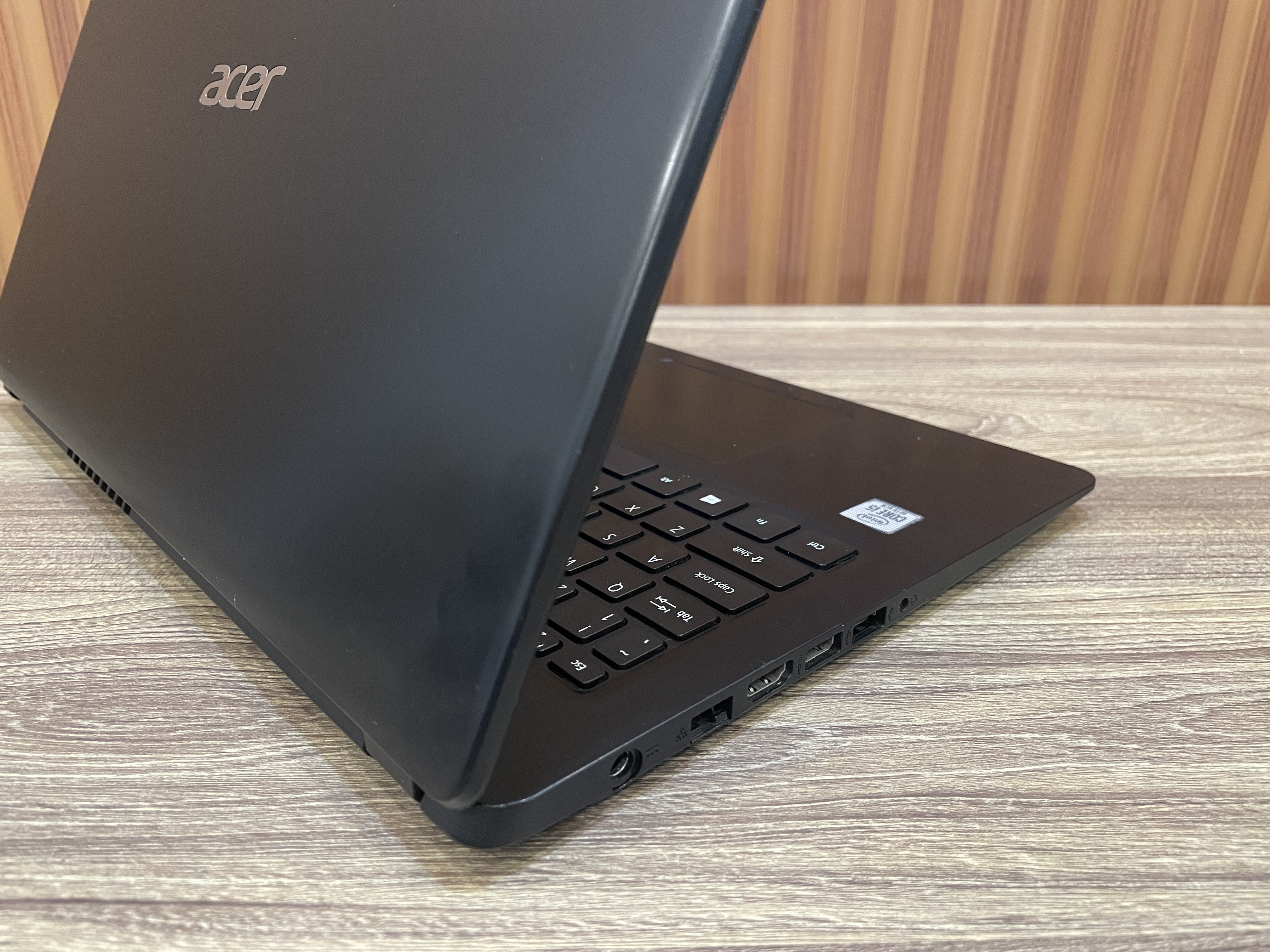 Laptop Acer Aspire 3 - 15.6" HD / i5-1035G1 / 8 GB / 128 GB