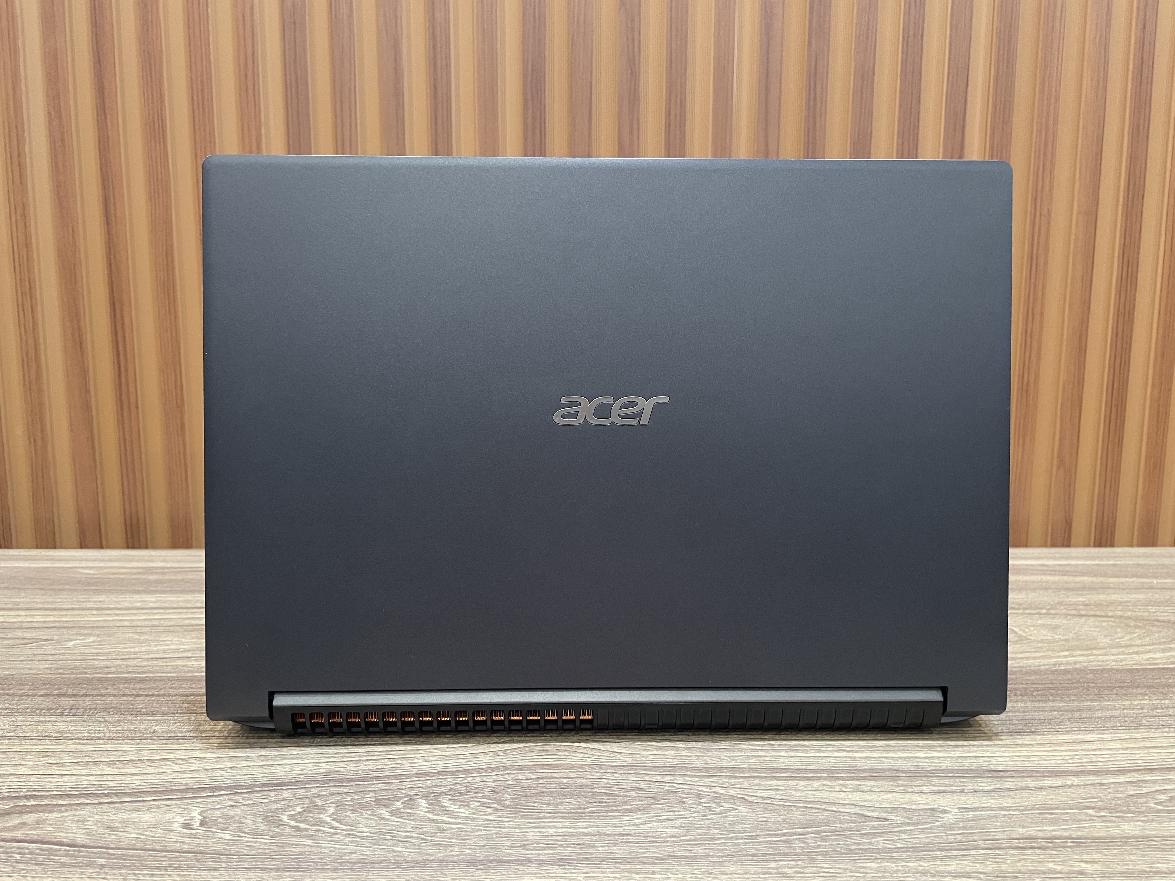 Laptop Gaming Acer Aspire 7 - 15.6" FHD 144Hz / Ryzen 5 5625U / RTX 3050 4G / 16GB / 512GB (2nd Like New)