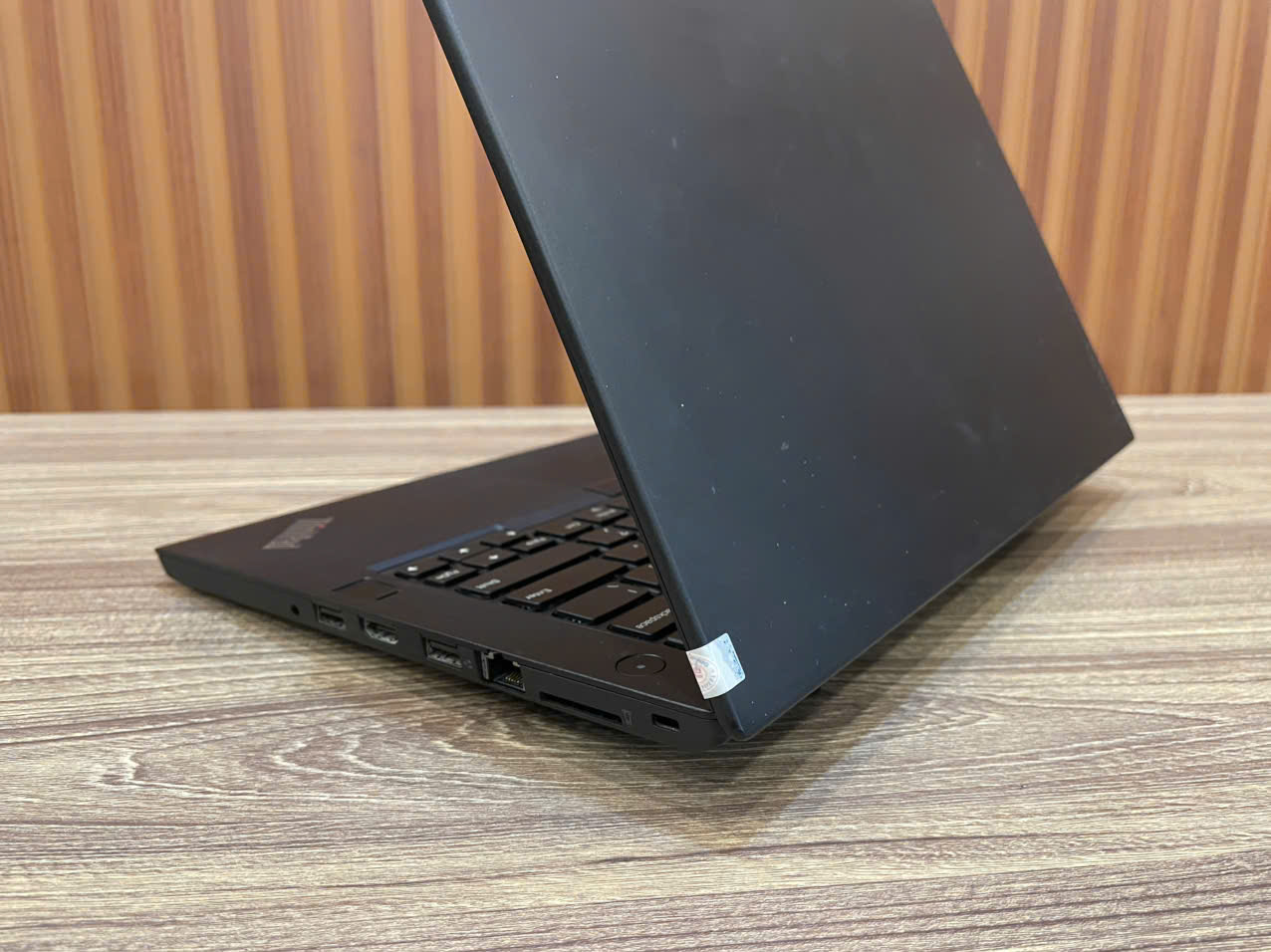 Laptop Lenovo ThinkPad T470s - 14" FHD / i5-6300U / 8G / 256G (Tạm hết hàng)