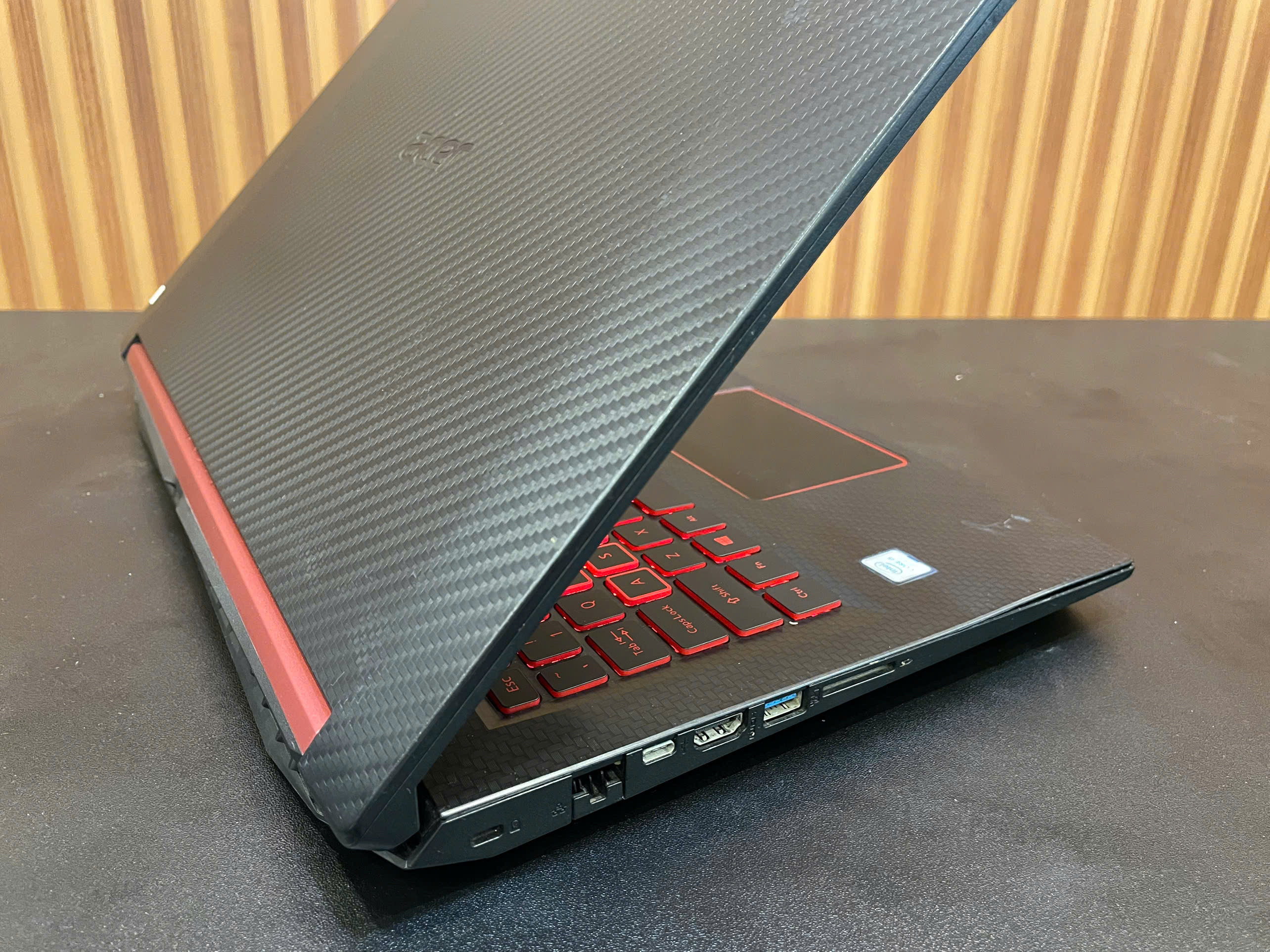 Laptop Gaming Acer Nitro AN515 - 15.6 inch FHD / i5-8300H / GTX 1050 4G / 16GB / 256GB m2 (Tạm hết hàng)