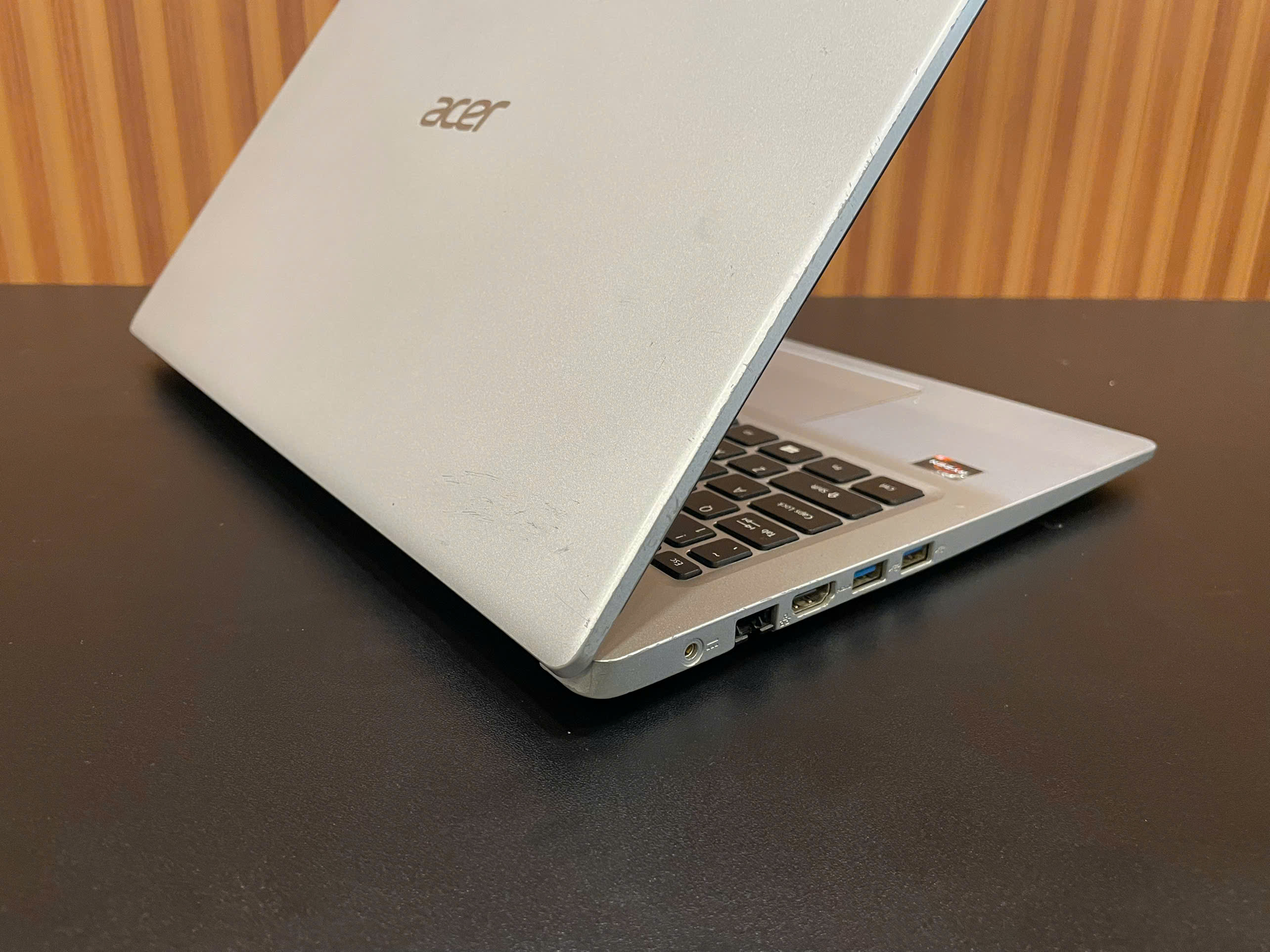 Laptop Acer Aspire 3 - 15.6" FHD / Ryzen5 3500U / 8G / 256G / VGA Gaming