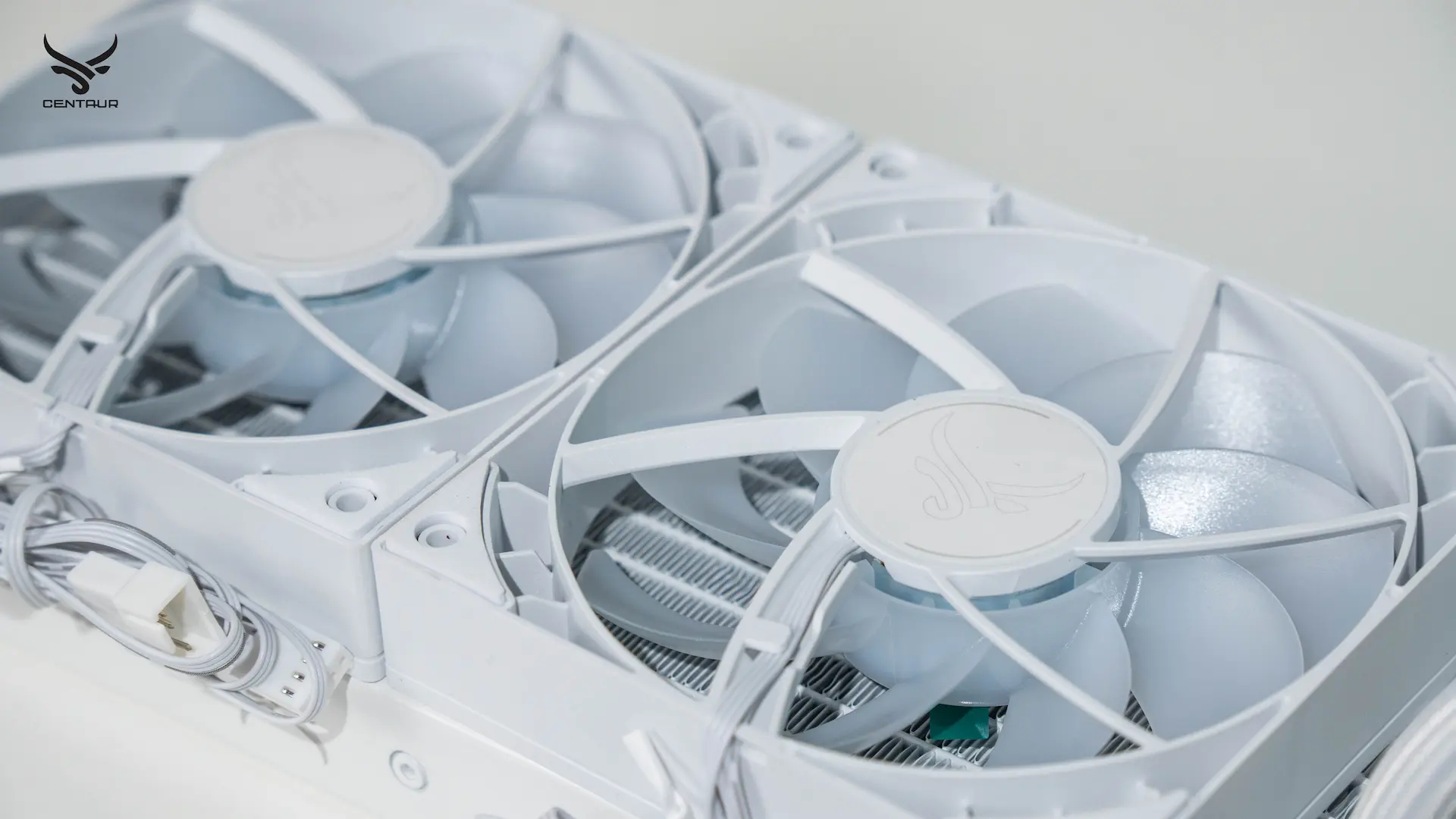 Tản nhiệt nước Centaur CT H400 240 - WHITE